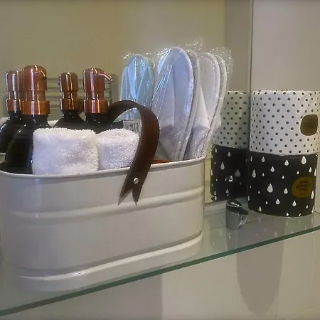 High Tor Bed & Breakfast 4*