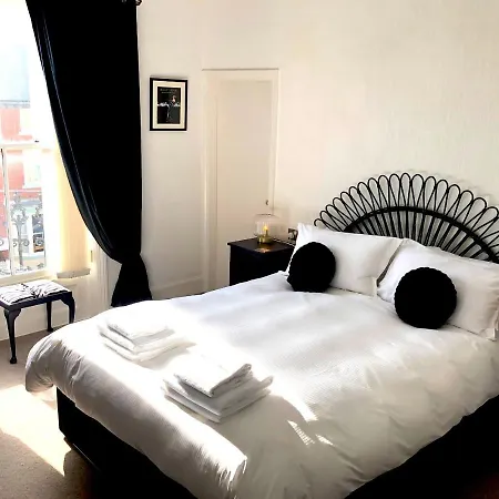 High Tor Bed & Breakfast