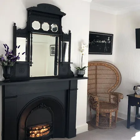 Bed & Breakfast High Tor 4*