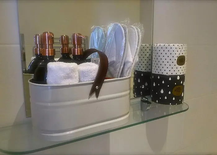 High Tor Bed & Breakfast 4*