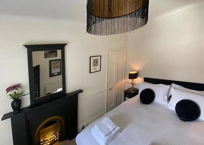 High Tor Bed & Breakfast Whitby